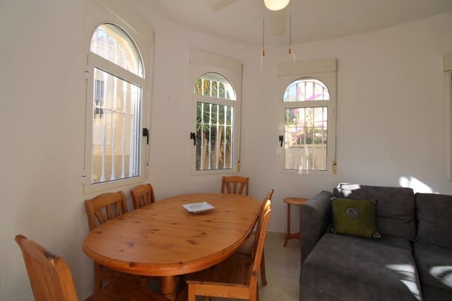 2 Zimmer Villa zu verkaufen in Villamartin, Orihuela mit Pool - 180.000 € (Ref: 9548875)