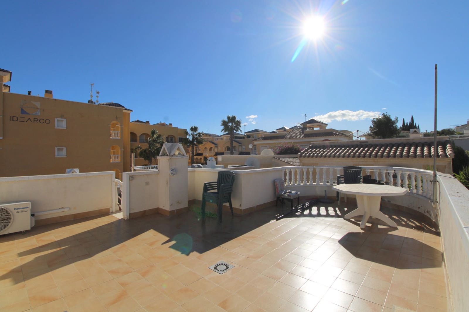 2 soveværelse Villa til salg i Villamartin med swimmingpool - € 180.000 (Ref: 9548875)