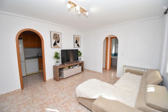 3 makuuhuone Omakotitalo myytävänä paikassa Playa Flamenca, Orihuela mukana uima-altaan - 219 000 € (Ref: 9548878)