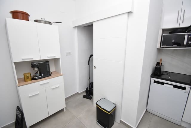 2 soverom Leilighet til salgs i Playa de los Locos, Torrevieja - € 199 999 (Ref: 9548879)