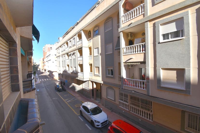 2 soverom Leilighet til salgs i Torrevieja - € 199 999 (Ref: 9548879)