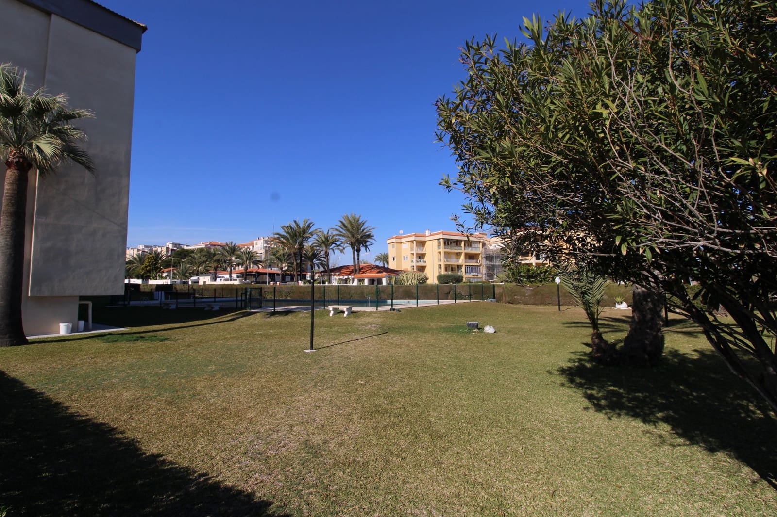 3 Zimmer Apartment zu verkaufen in Punta Prima mit Pool - 329.700 € (Ref: 9548880)