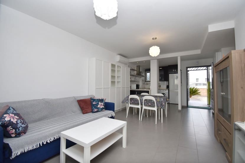 2 sovrum Lägenhet till salu i La Zenia med pool - 280 000 € (Ref: 9548881)