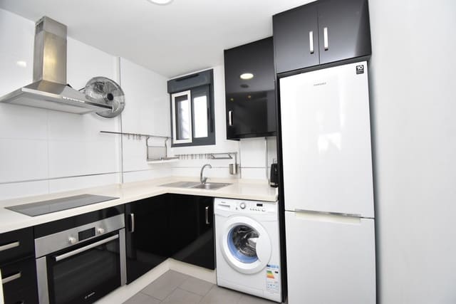 2 sovrum Lägenhet till salu i La Zenia, Orihuela med pool - 280 000 € (Ref: 9548881)