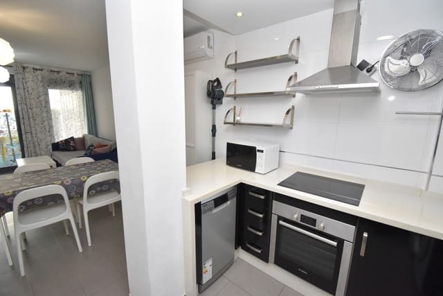 2 sovrum Lägenhet till salu i La Zenia, Orihuela med pool - 280 000 € (Ref: 9548881)