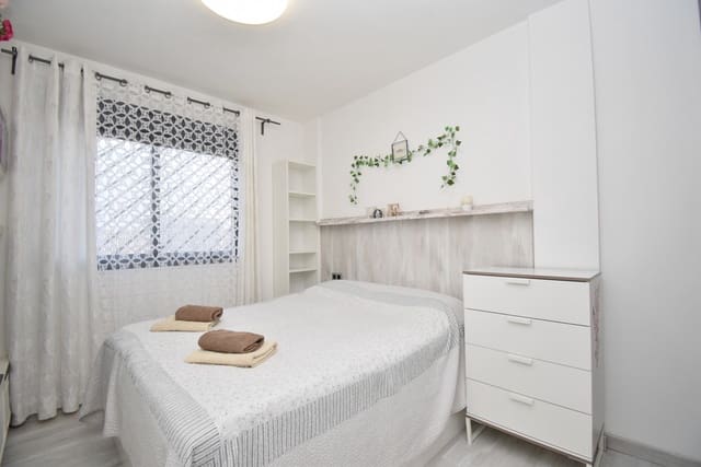 2 sovrum Lägenhet till salu i La Zenia, Orihuela med pool - 280 000 € (Ref: 9548881)