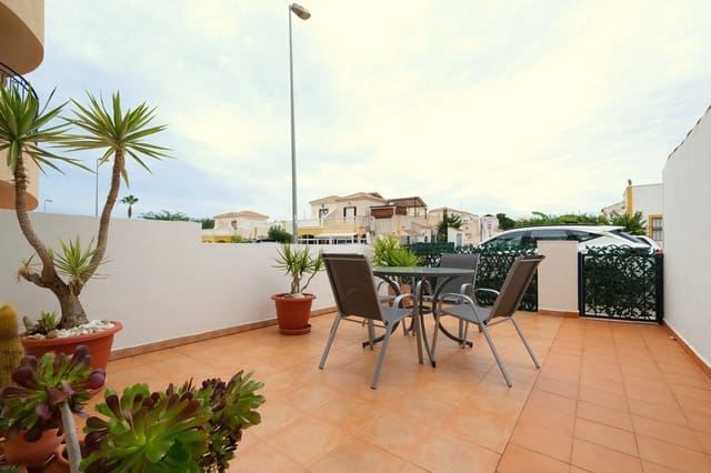 2 makuuhuone Huoneisto myytävänä paikassa Punta Prima, Torrevieja mukana uima-altaan - 149 995 € (Ref: 9548883)