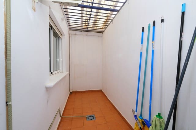 2 makuuhuone Huoneisto myytävänä paikassa Punta Prima, Torrevieja mukana uima-altaan - 149 995 € (Ref: 9548883)