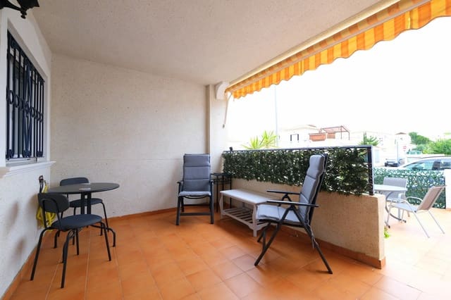 2 makuuhuone Huoneisto myytävänä paikassa Punta Prima, Torrevieja mukana uima-altaan - 149 995 € (Ref: 9548883)