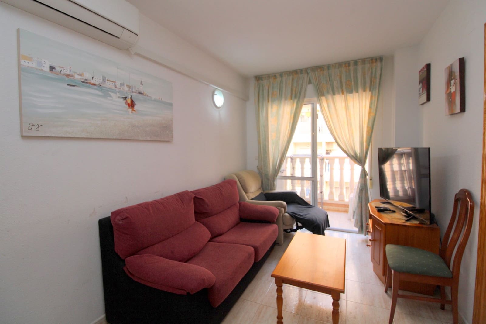 2 makuuhuone Huoneisto myytävänä paikassa Torrevieja mukana uima-altaan - 120 000 € (Ref: 9548884)