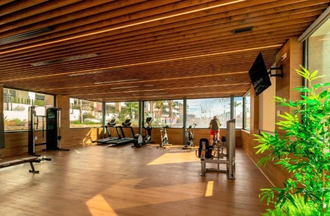 2 slaapkamer Penthouse te koop in Playa Flamenca met zwembad - € 499.000 (Ref: 9548886)