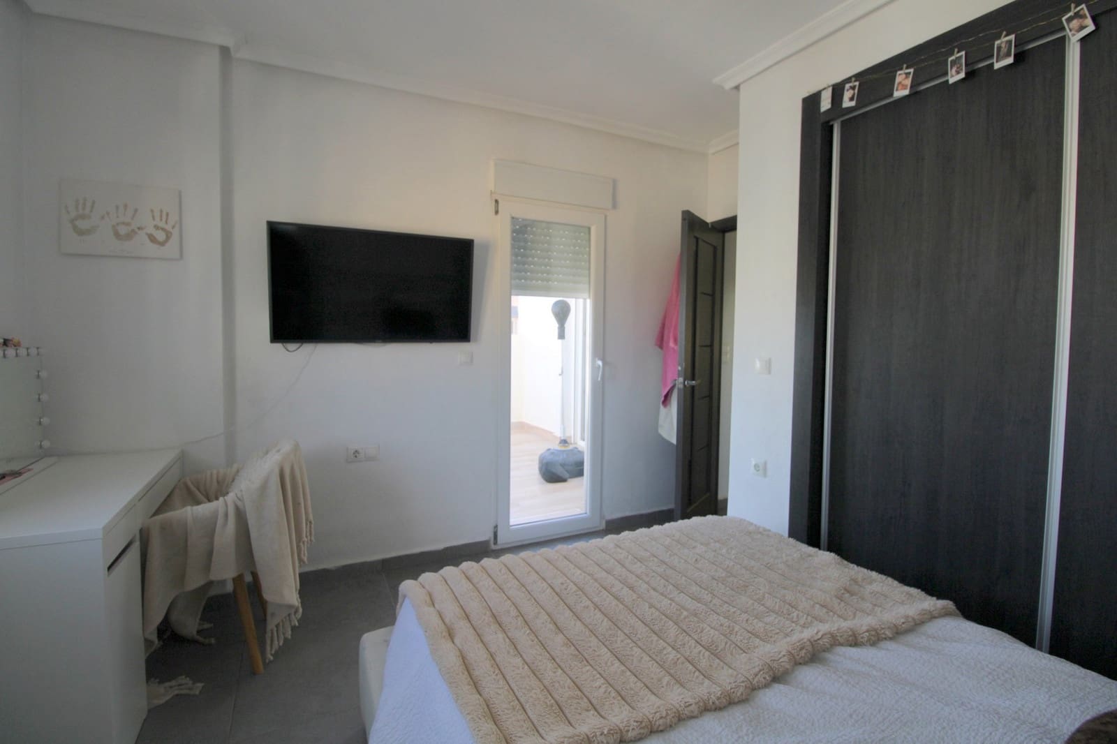 3 makuuhuone Huvila myytävänä paikassa Villamartin mukana uima-altaan - 385 000 € (Ref: 9548887)