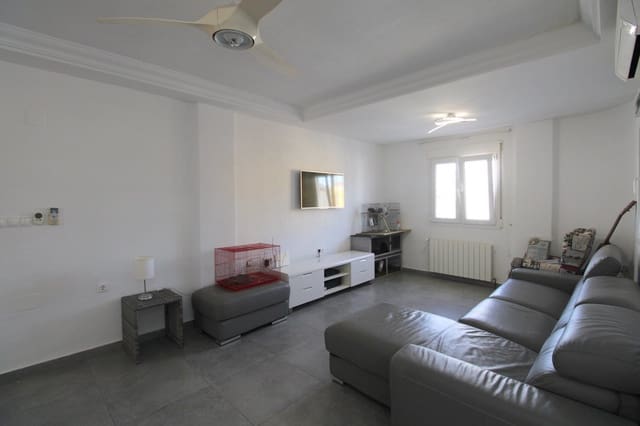 3 makuuhuone Huvila myytävänä paikassa Villamartin, Orihuela mukana uima-altaan - 385 000 € (Ref: 9548887)