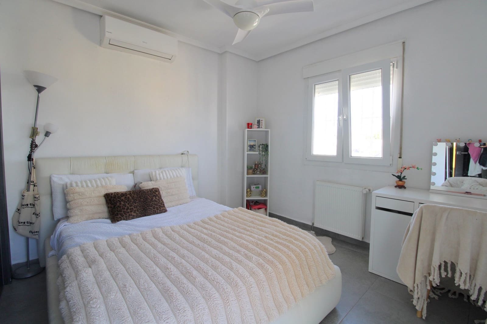 3 makuuhuone Huvila myytävänä paikassa Villamartin mukana uima-altaan - 385 000 € (Ref: 9548887)