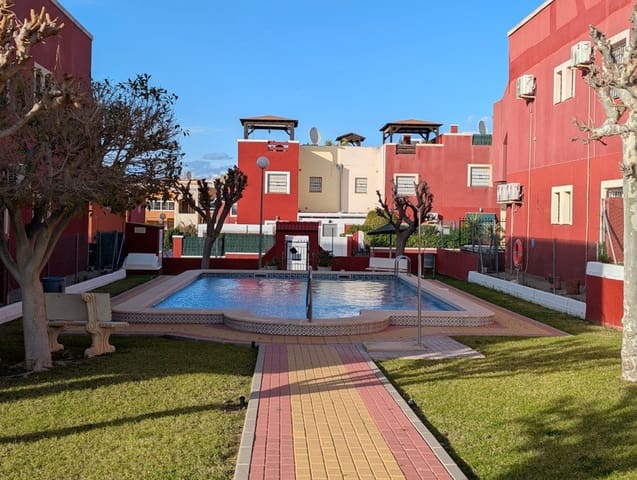 Apartamento de 2 habitaciones en Los Altos en venta con piscina - 189.999 € (Ref: 9551026)