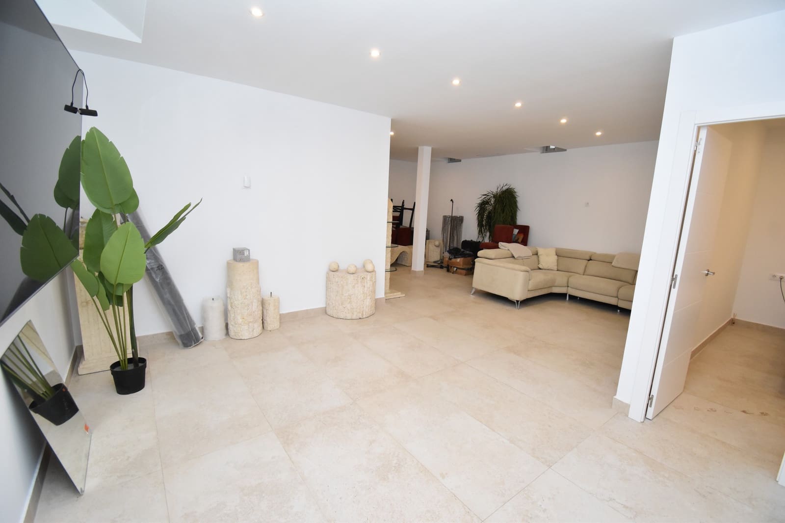 5 quarto Moradia para venda em Villamartin com piscina - 489 000 € (Ref: 9568175)