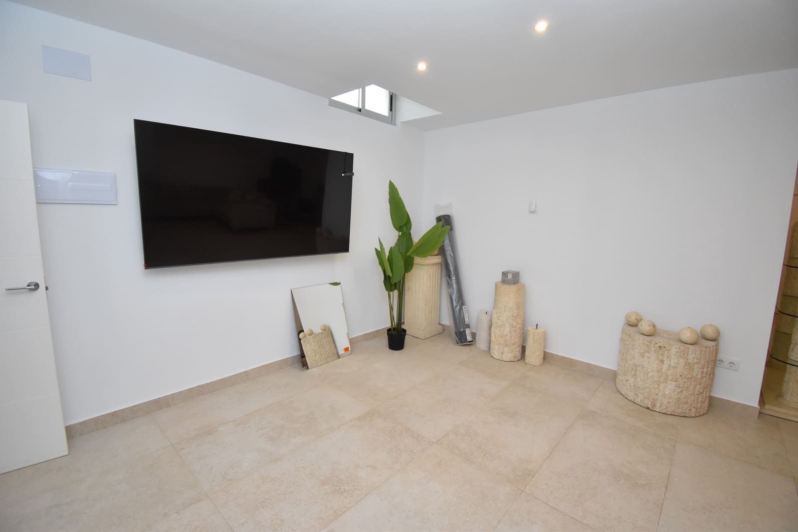 5 quarto Moradia para venda em Villamartin com piscina - 489 000 € (Ref: 9568175)