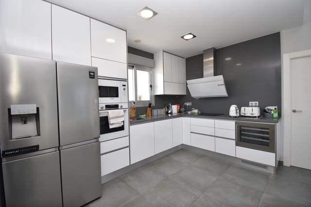 5 quarto Moradia para venda em Villamartin, Orihuela com piscina - 489 000 € (Ref: 9568175)