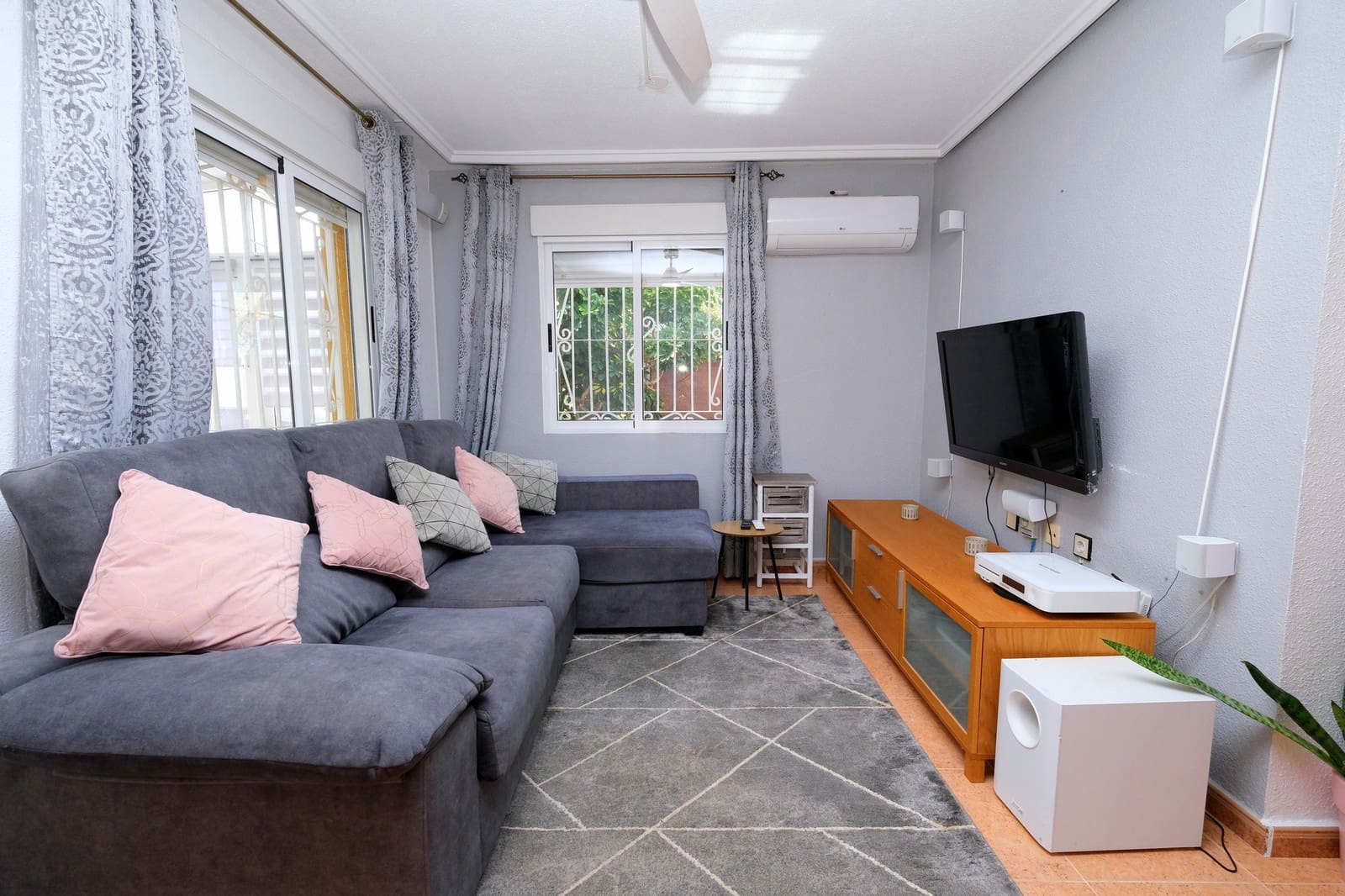 3 sypialnia Dom na sprzedaż w Los Altos z basenem - 185 000 € (Ref: 9568176)