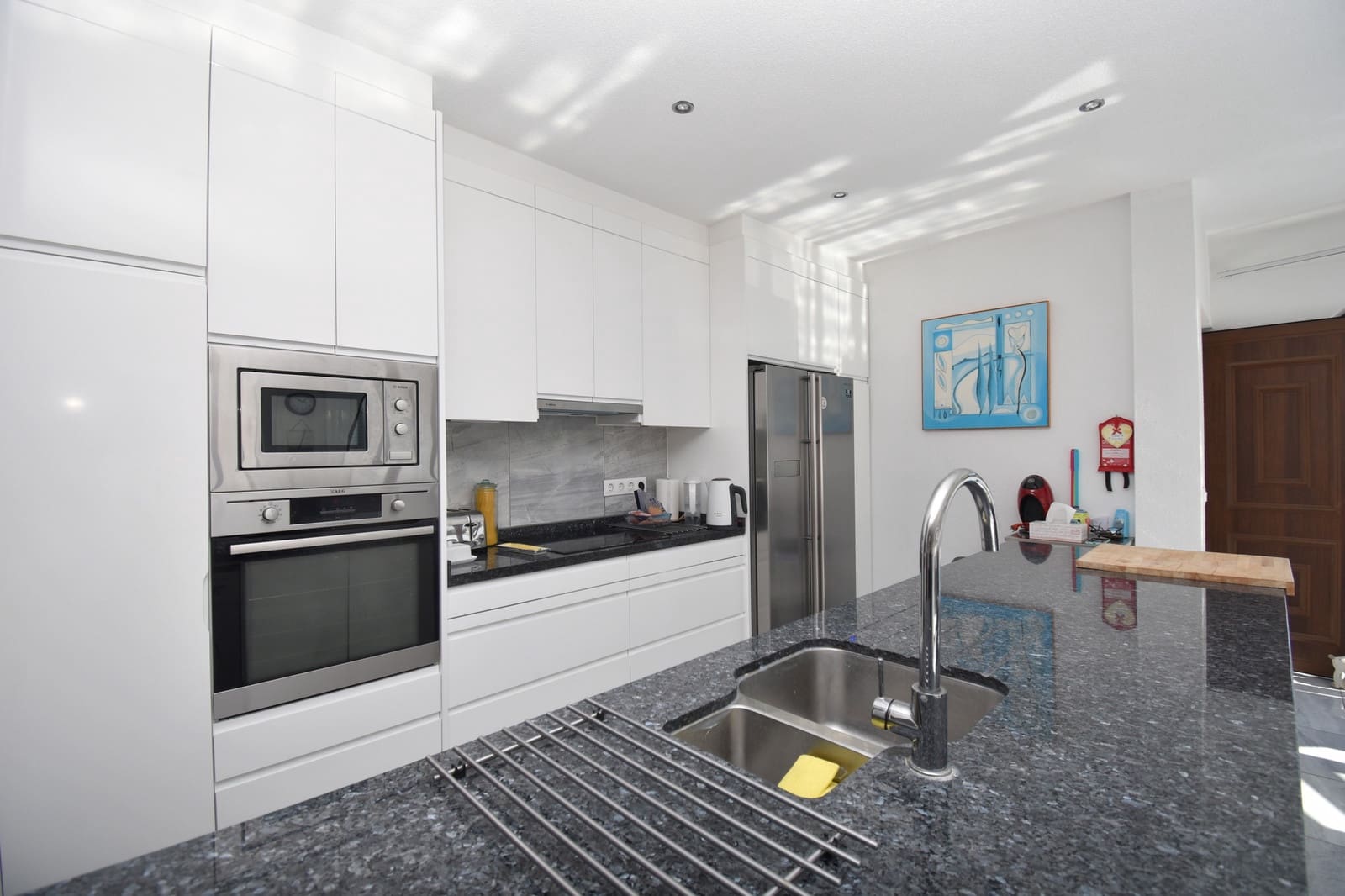 Chalet de 4 habitaciones en La Zenia en venta con piscina - 669.999 € (Ref: 9585911)