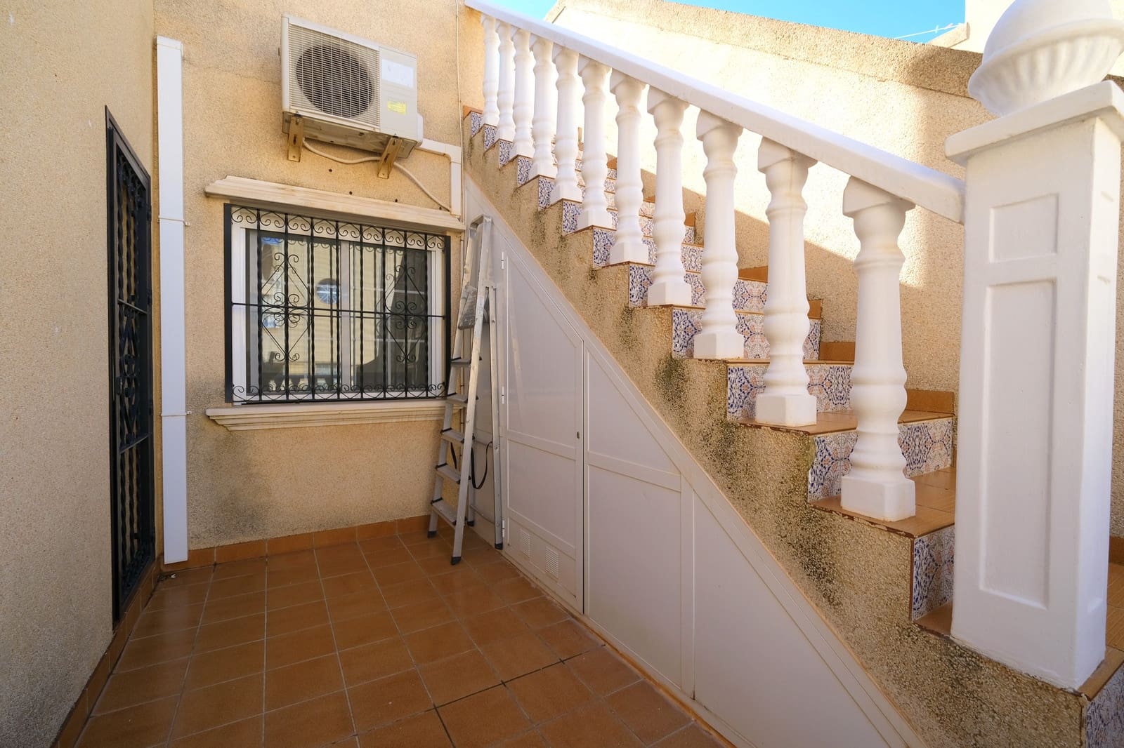 2 soveværelse Byhus til salg i Villamartin med swimmingpool - € 299.999 (Ref: 9585912)