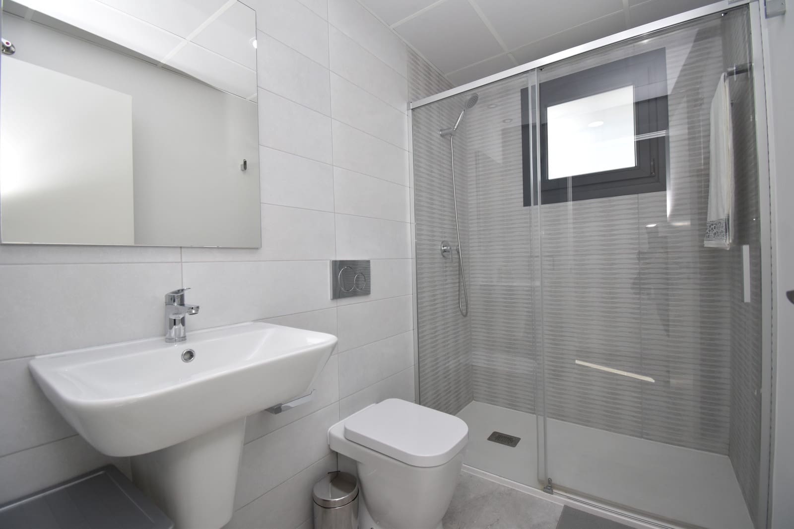 3 quarto Apartamento para venda em Villamartin com piscina - 280 000 € (Ref: 9585913)