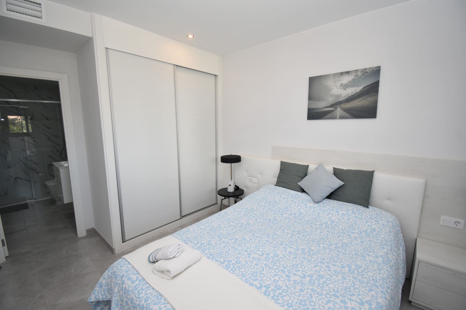 3 quarto Apartamento para venda em Villamartin com piscina - 280 000 € (Ref: 9585913)