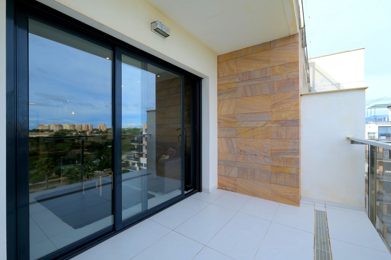 2 camera da letto Attico in vendita in Mil Palmeras con piscina - 429.995 € (Rif: 9590792)