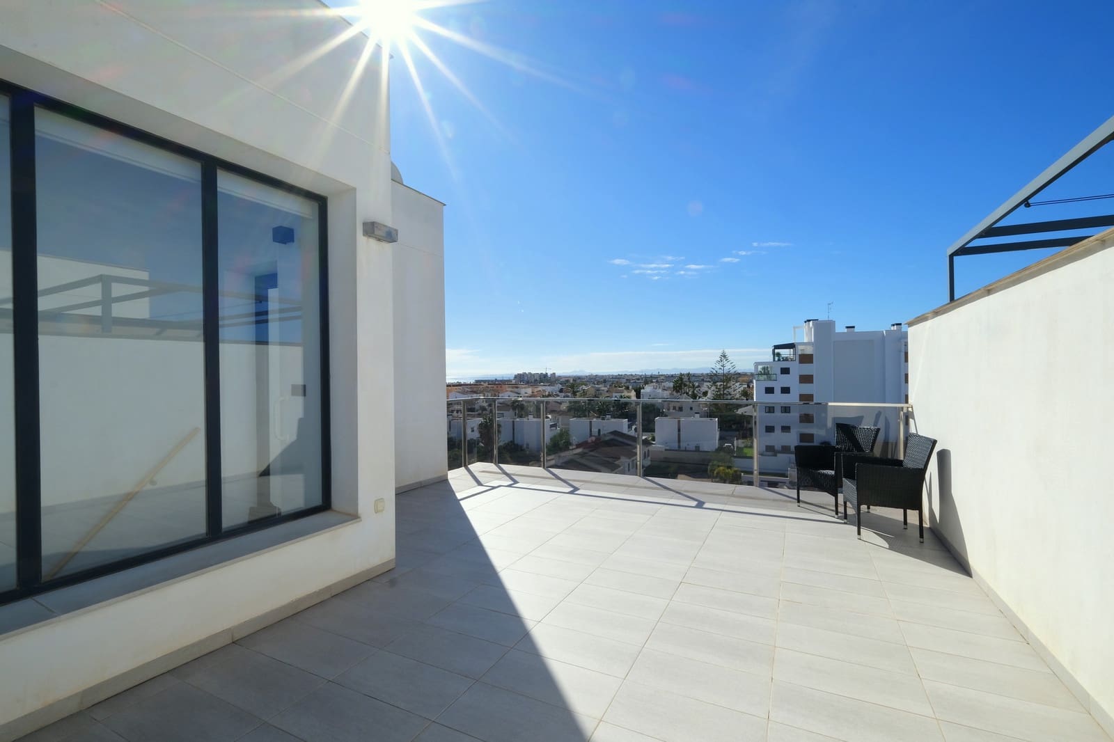 2 camera da letto Attico in vendita in Mil Palmeras con piscina - 429.995 € (Rif: 9590792)