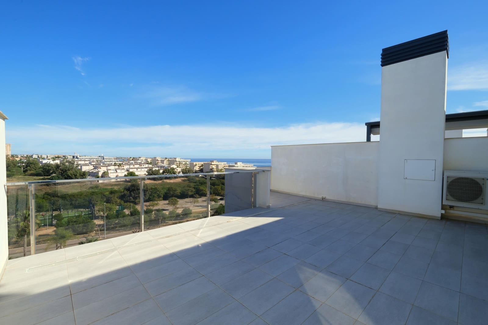 2 camera da letto Attico in vendita in Mil Palmeras con piscina - 429.995 € (Rif: 9590792)