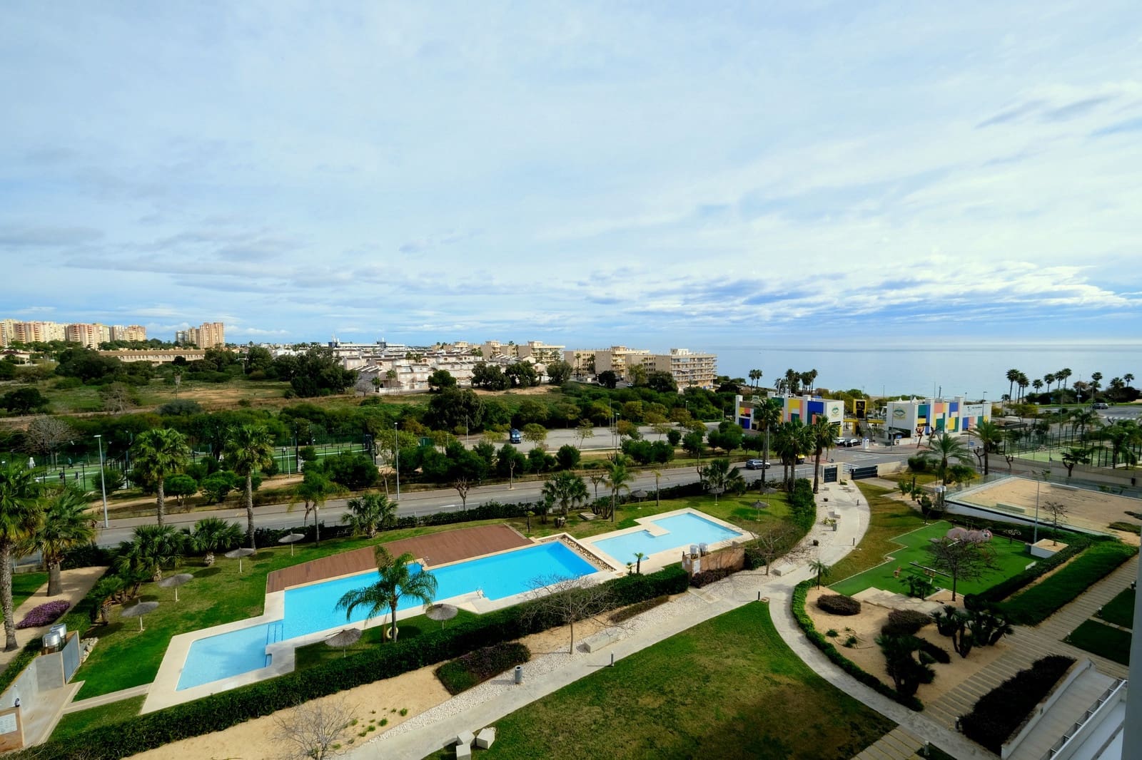 2 camera da letto Attico in vendita in Mil Palmeras con piscina - 429.995 € (Rif: 9590792)