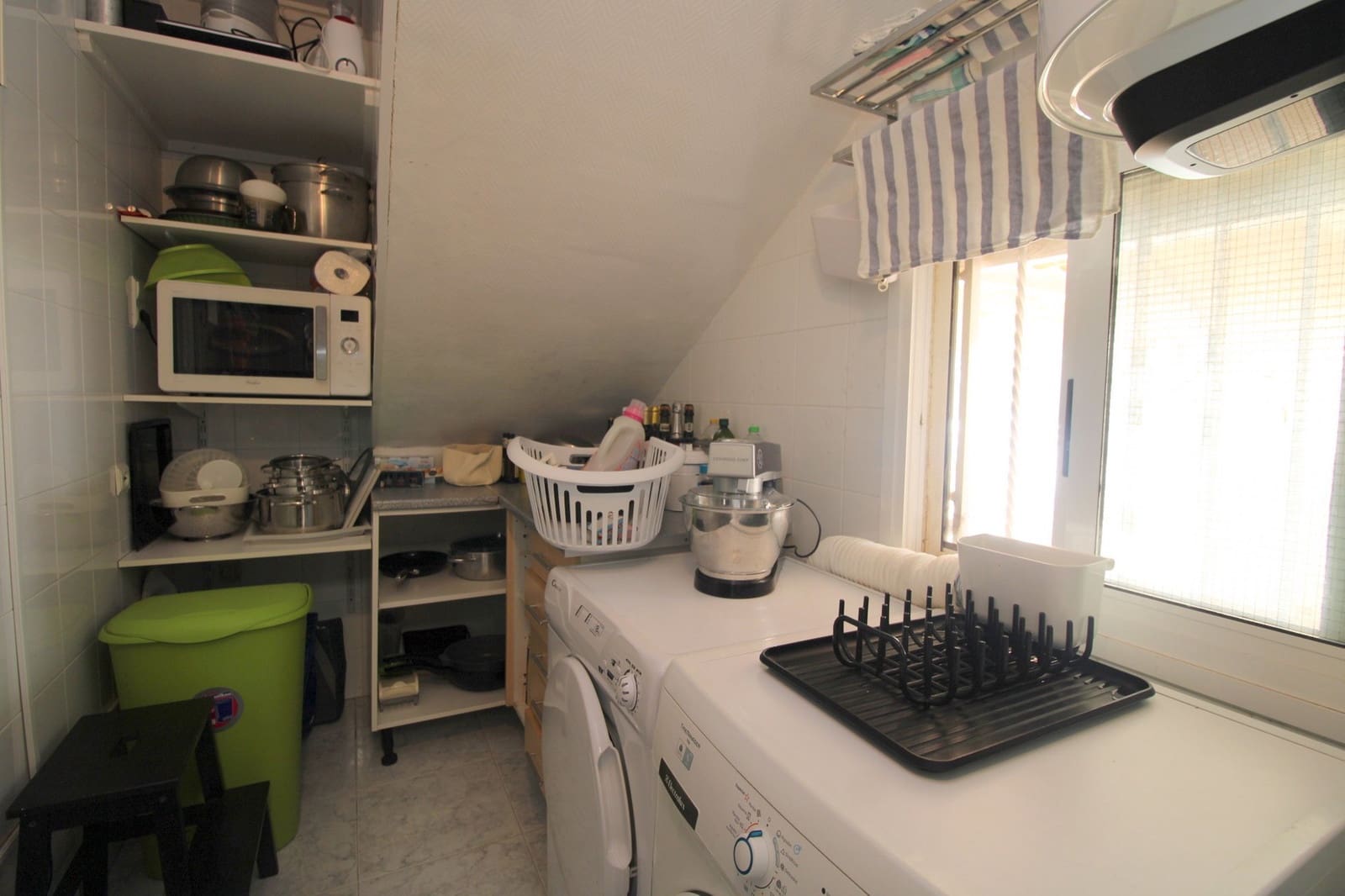 Chalet de 3 habitaciones en Villamartin en venta - 284.000 € (Ref: 9594761)