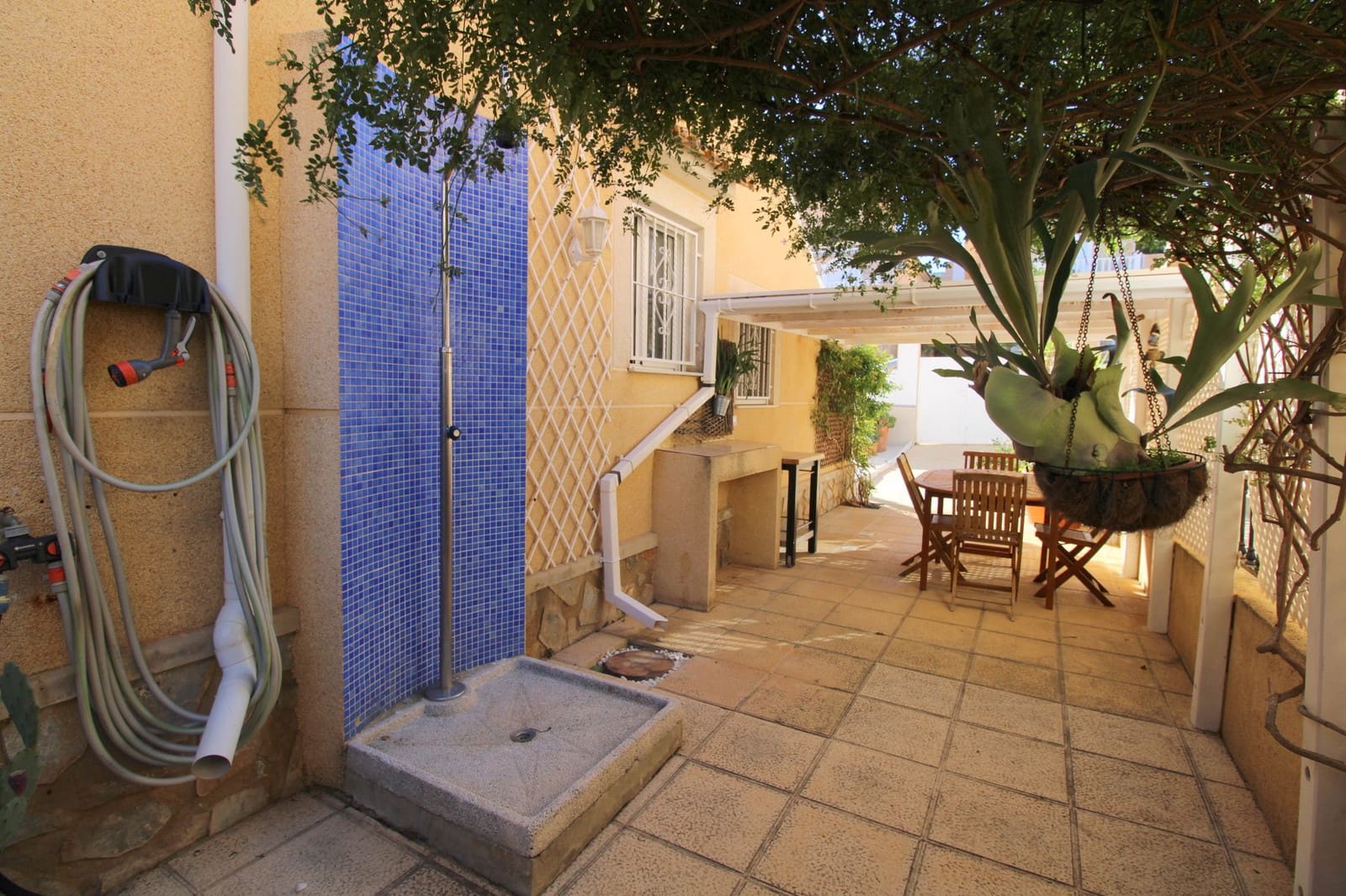 Chalet de 3 habitaciones en Villamartin en venta - 284.000 € (Ref: 9594761)