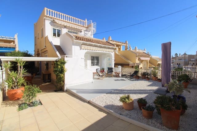 Chalet de 3 habitaciones en Villamartin, Orihuela en venta - 284.000 € (Ref: 9594761)