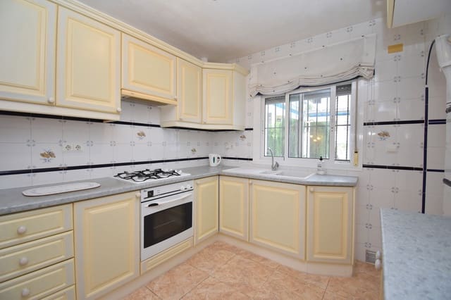 2 sovrum Hus till salu i Villamartin, Orihuela med pool - 219 999 € (Ref: 9607575)