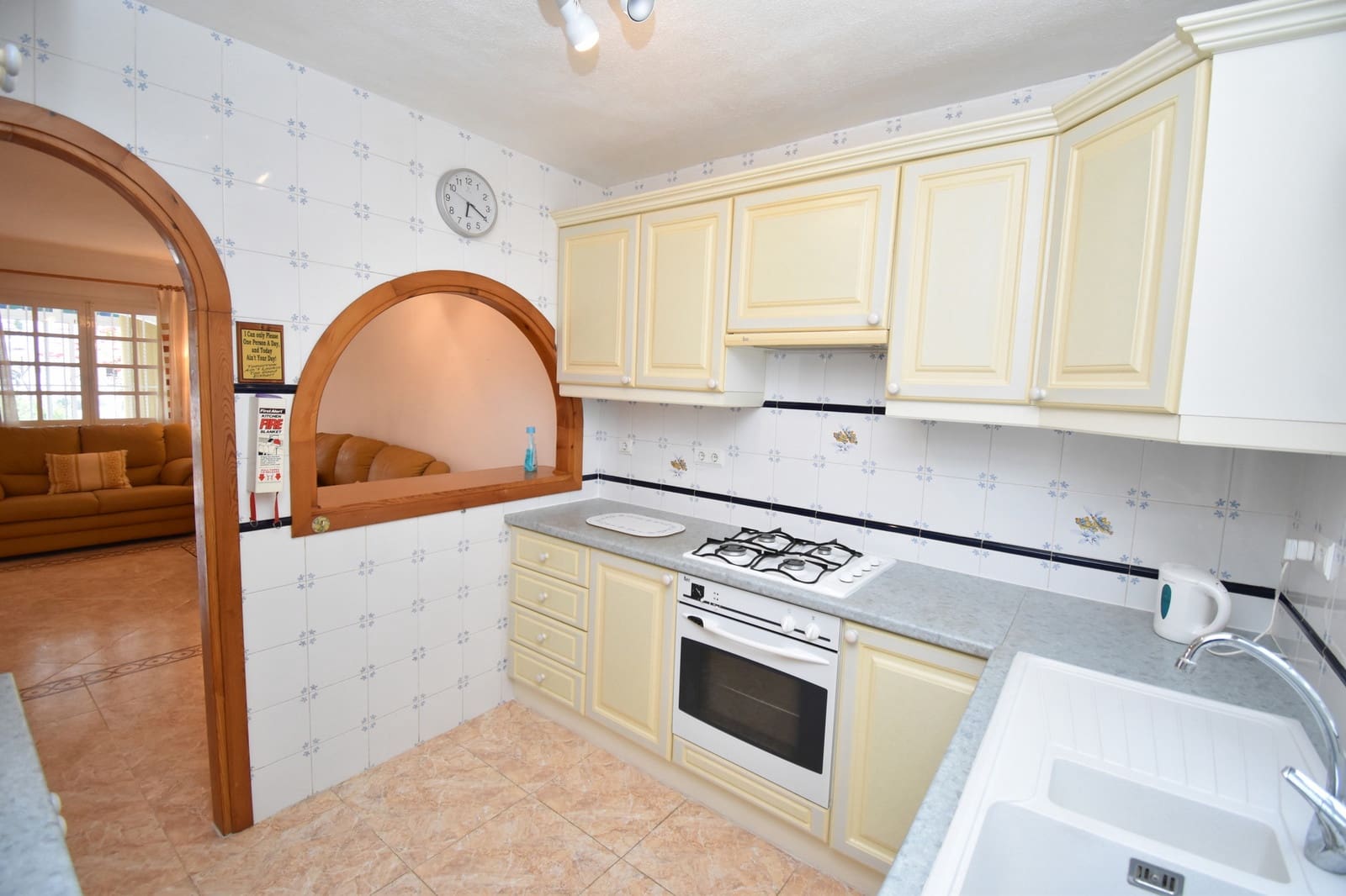 2 sovrum Hus till salu i Villamartin med pool - 219 999 € (Ref: 9607575)