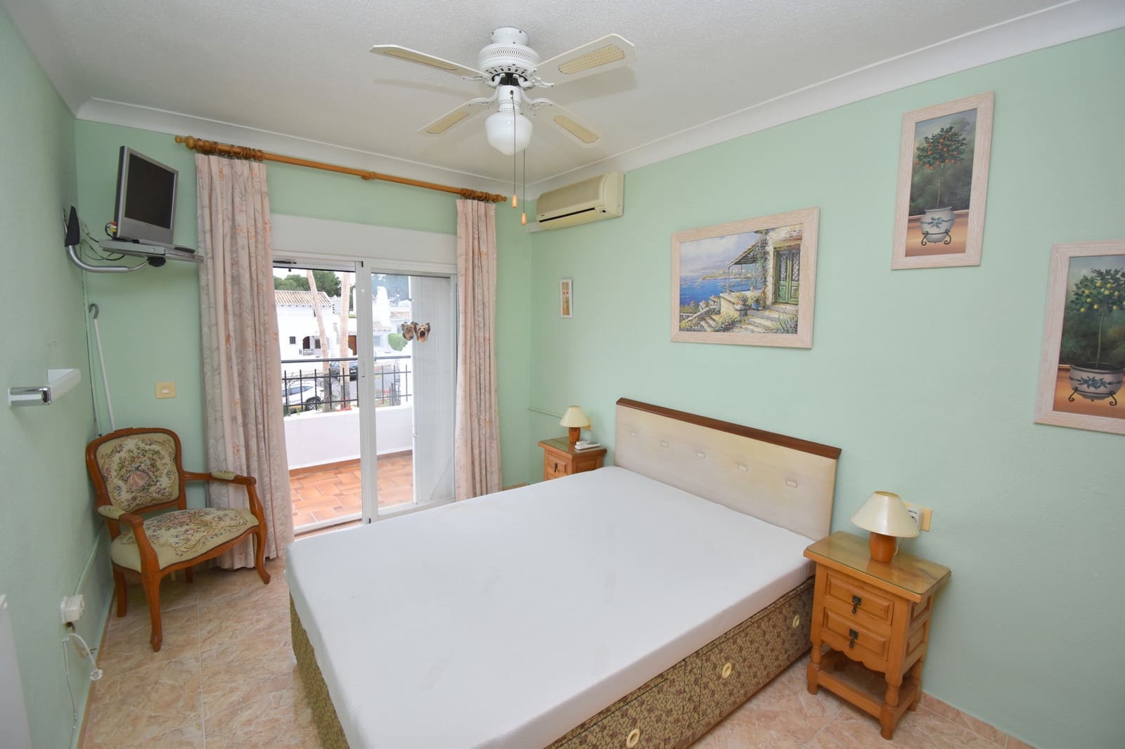 2 sovrum Hus till salu i Villamartin med pool - 219 999 € (Ref: 9607575)