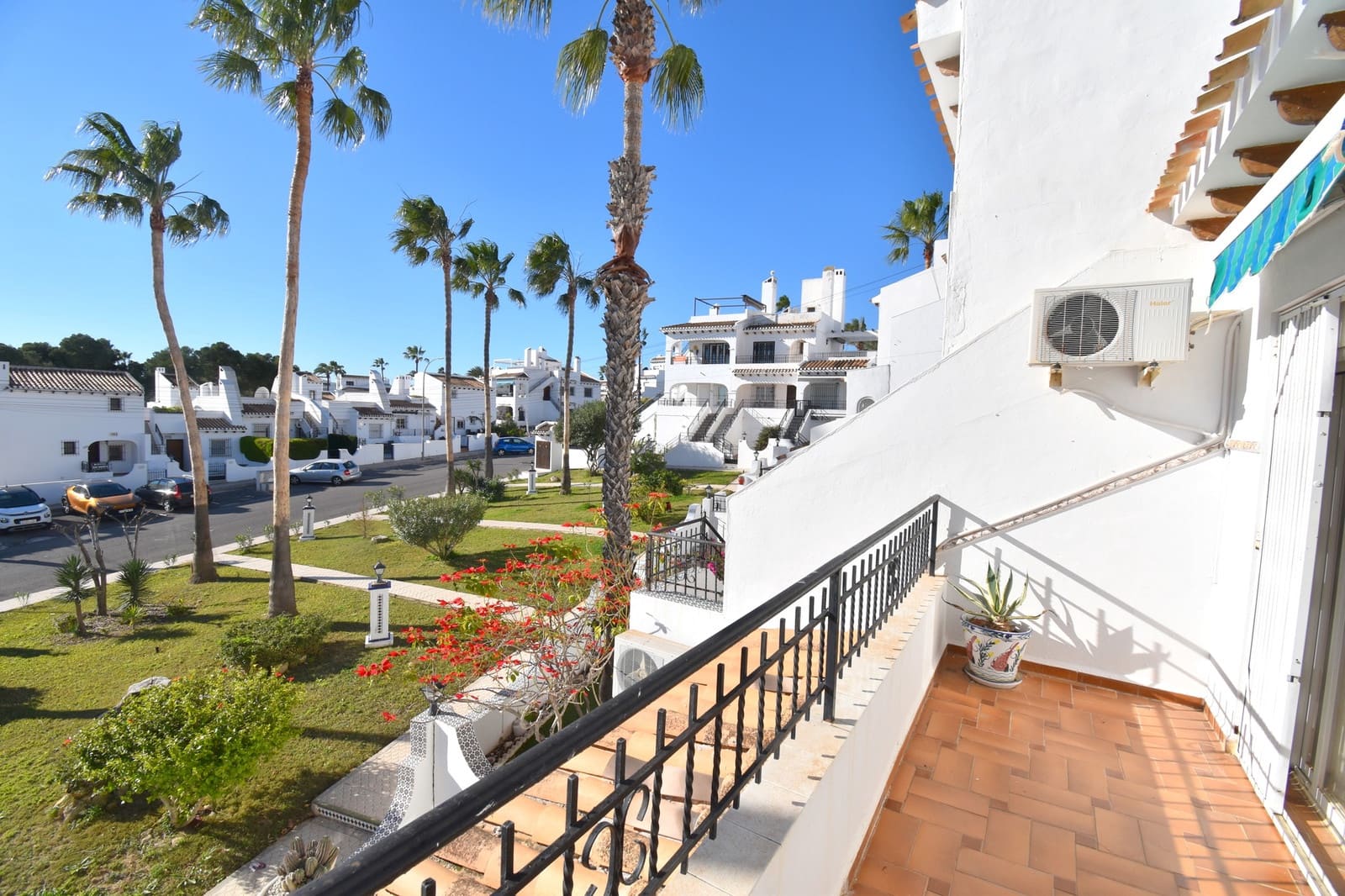 2 sovrum Hus till salu i Villamartin med pool - 219 999 € (Ref: 9607575)