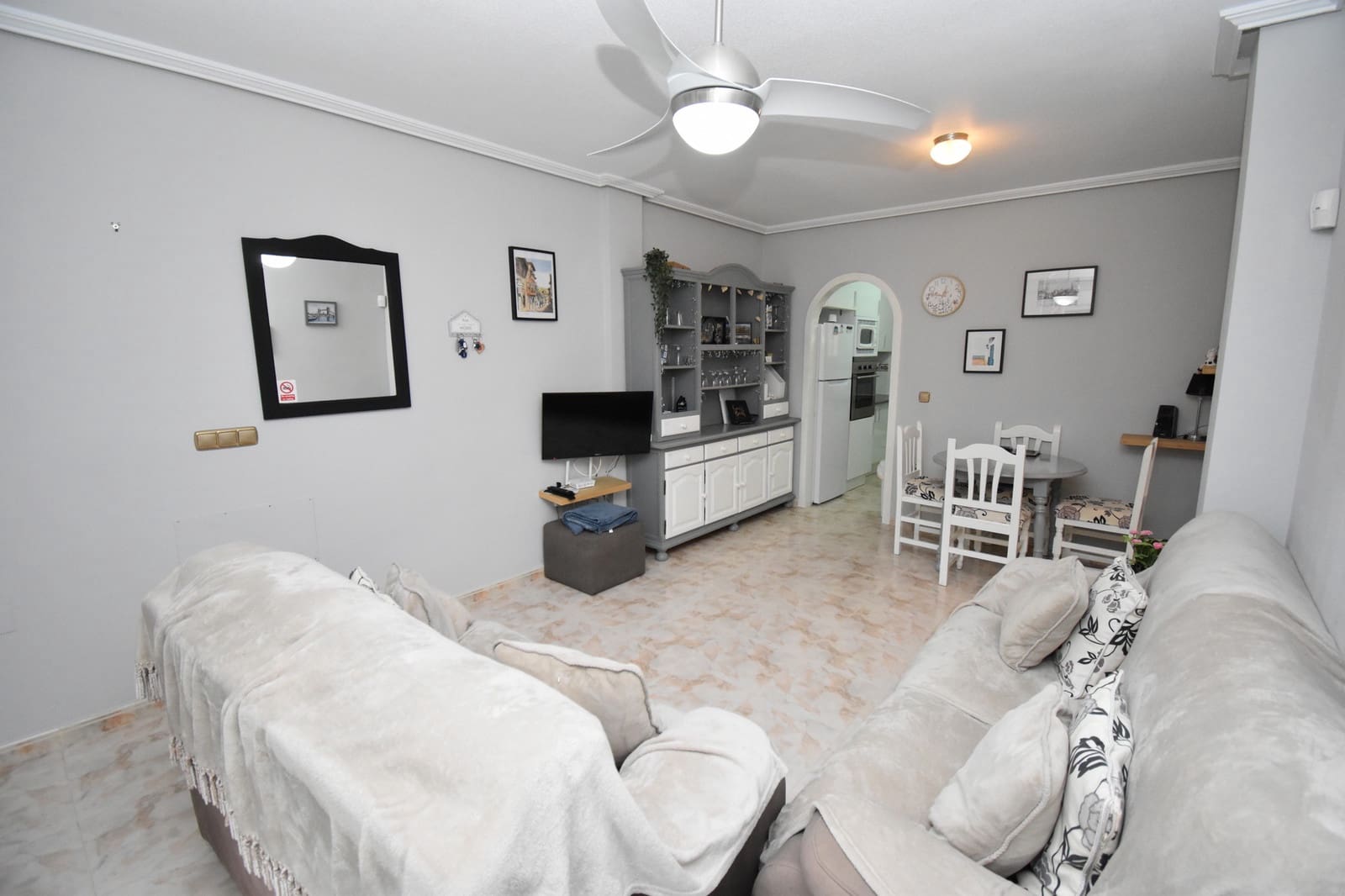 2 bedroom Apartment for sale in Villamartin with pool - € 129,999 (Ref: 9607576)