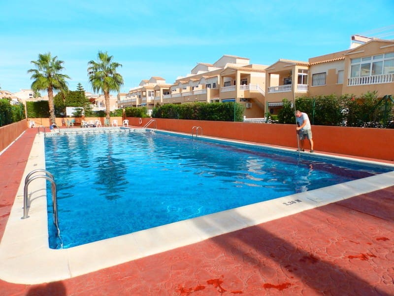 Casa de 2 habitaciones en Punta Prima en venta con piscina - 169.999 € (Ref: 9611157)