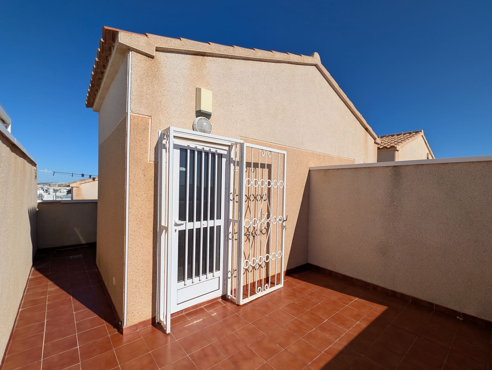 Casa de 2 habitaciones en Punta Prima en venta con piscina - 169.999 € (Ref: 9611157)