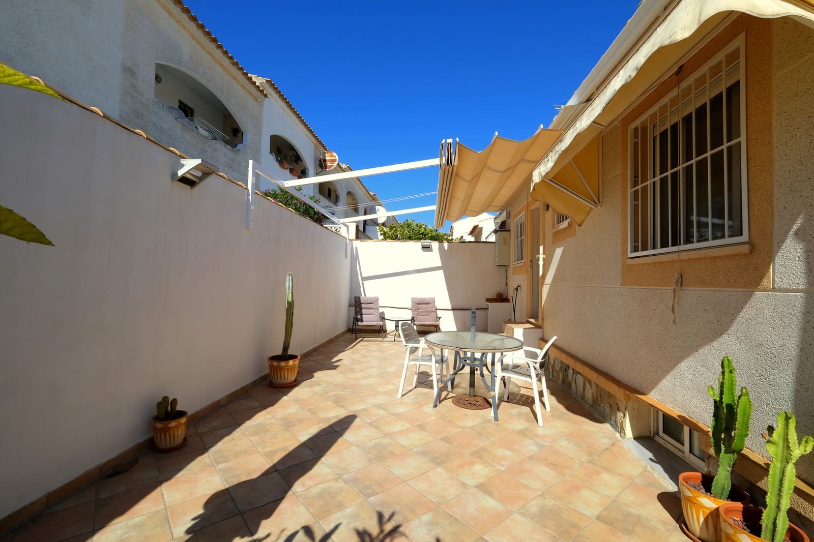 2 soverom Hus til salgs i La Florida med svømmebasseng - € 175 000 (Ref: 9634022)