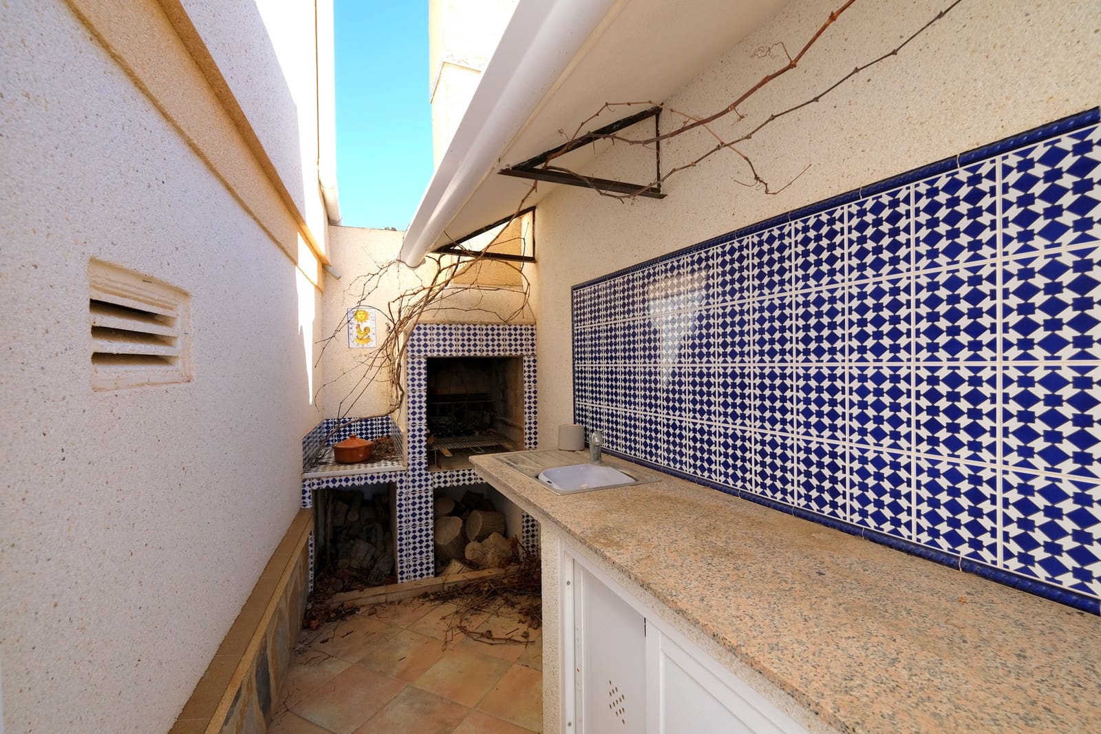 2 soverom Hus til salgs i La Florida med svømmebasseng - € 175 000 (Ref: 9634022)