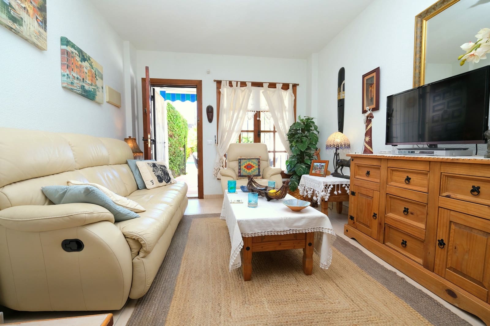 2 bedroom Townhouse for sale in San Miguel de Salinas with pool - € 159,995 (Ref: 9637208)