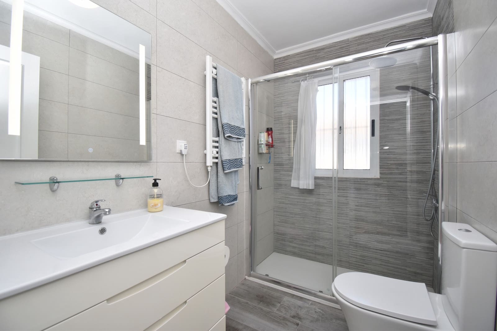 3 sypialnia Dom na sprzedaż w Cabo Roig z basenem - 239 000 € (Ref: 9644589)