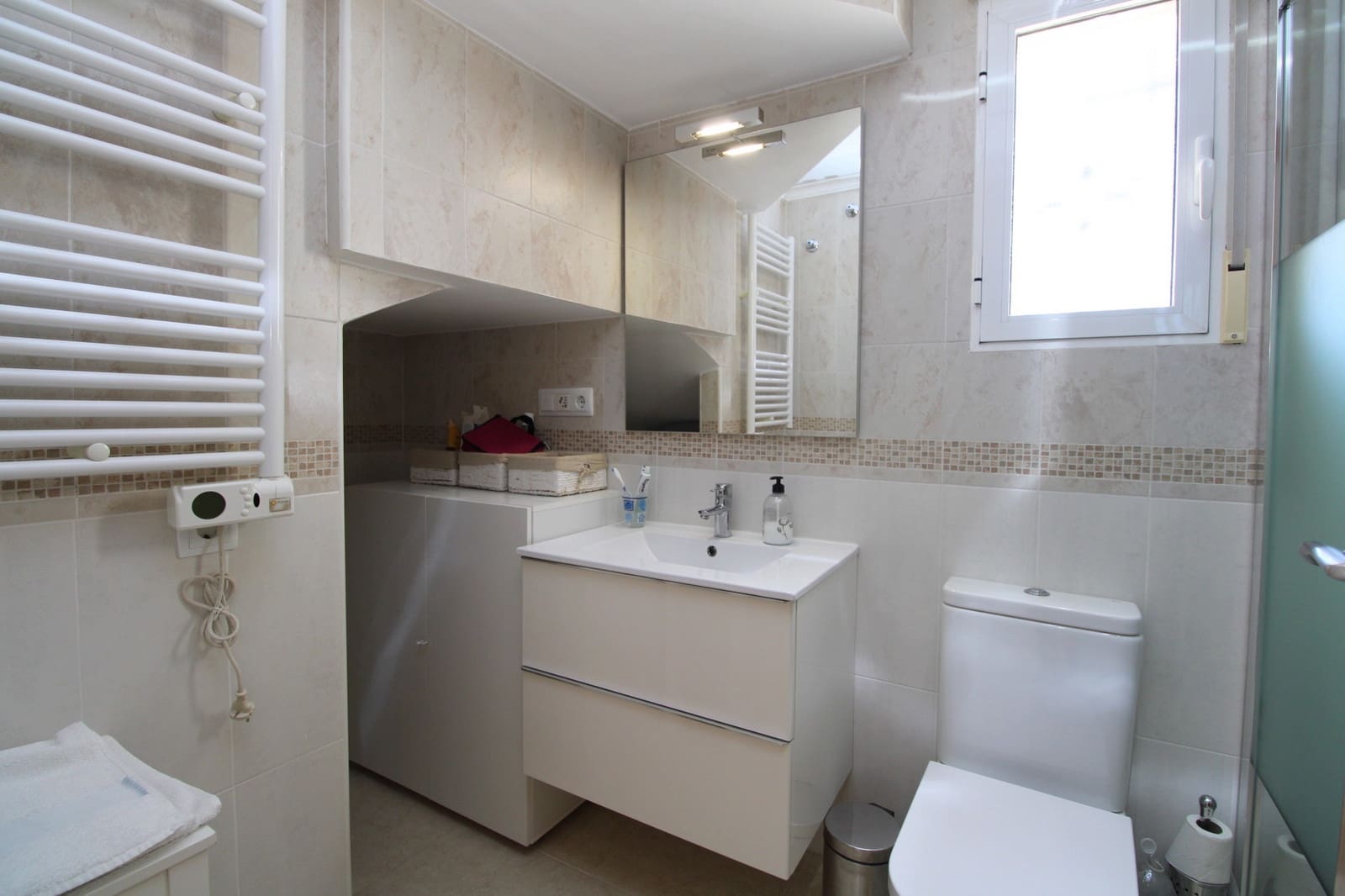 Casa de 3 habitaciones en El Carmoli en venta - 235.000 € (Ref: 9647838)
