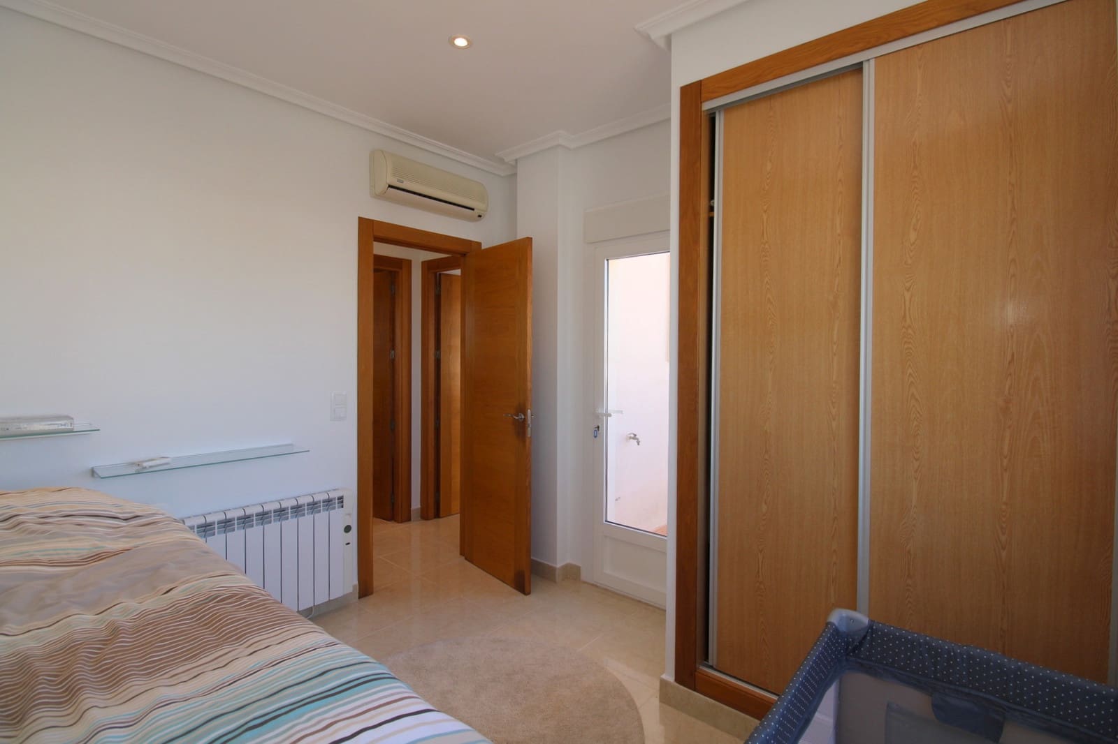 Casa de 3 habitaciones en El Carmoli en venta - 235.000 € (Ref: 9647838)