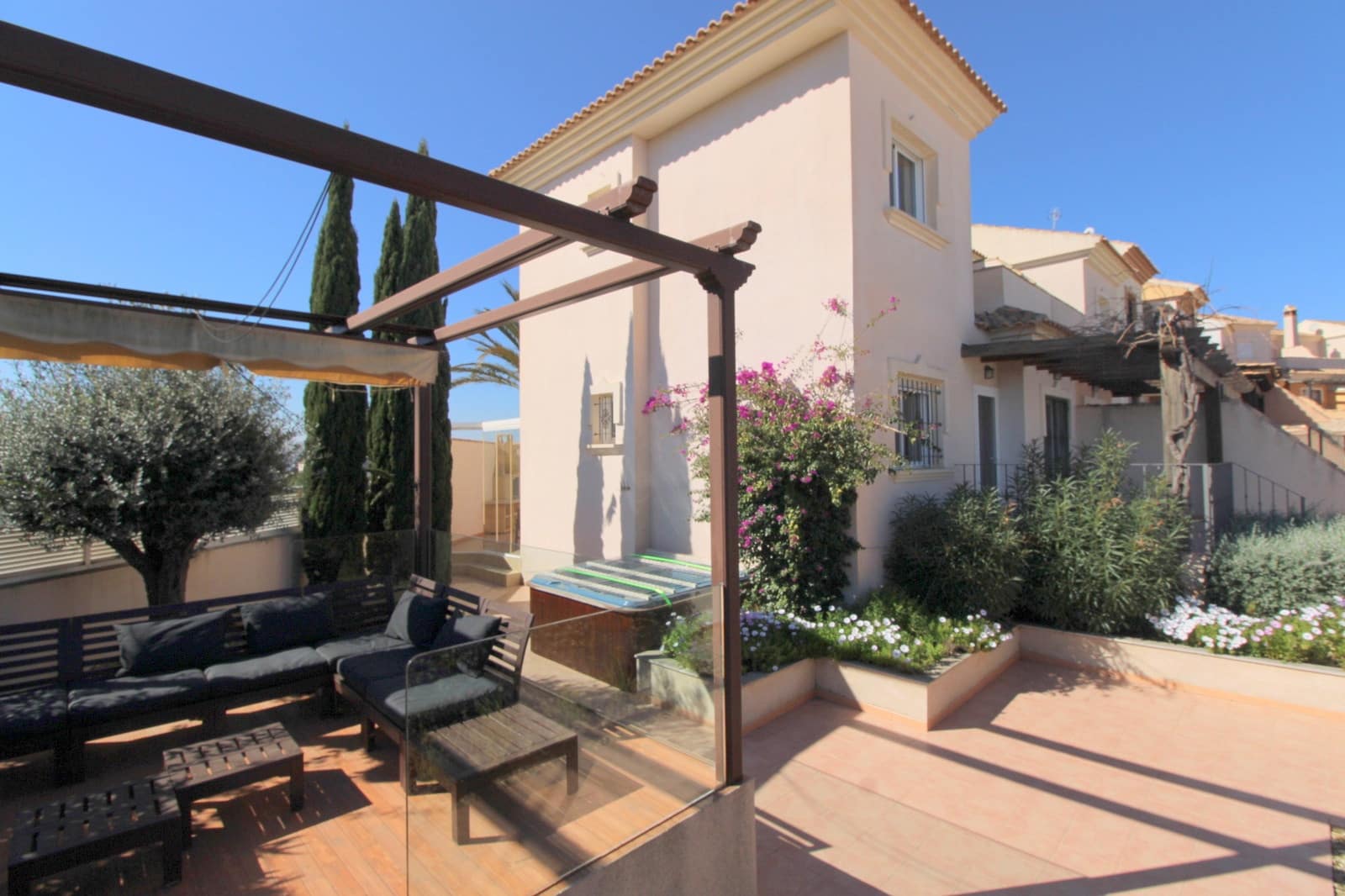 Casa de 3 habitaciones en El Carmoli en venta - 235.000 € (Ref: 9647838)