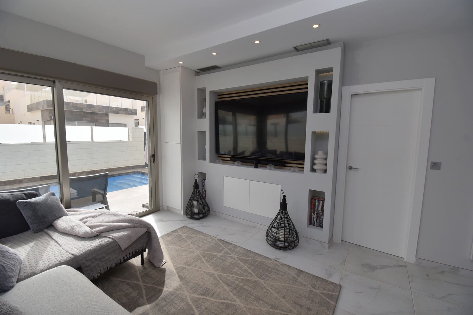 3 sypialnia Willa na sprzedaż w Villamartin z basenem - 395 000 € (Ref: 9651264)