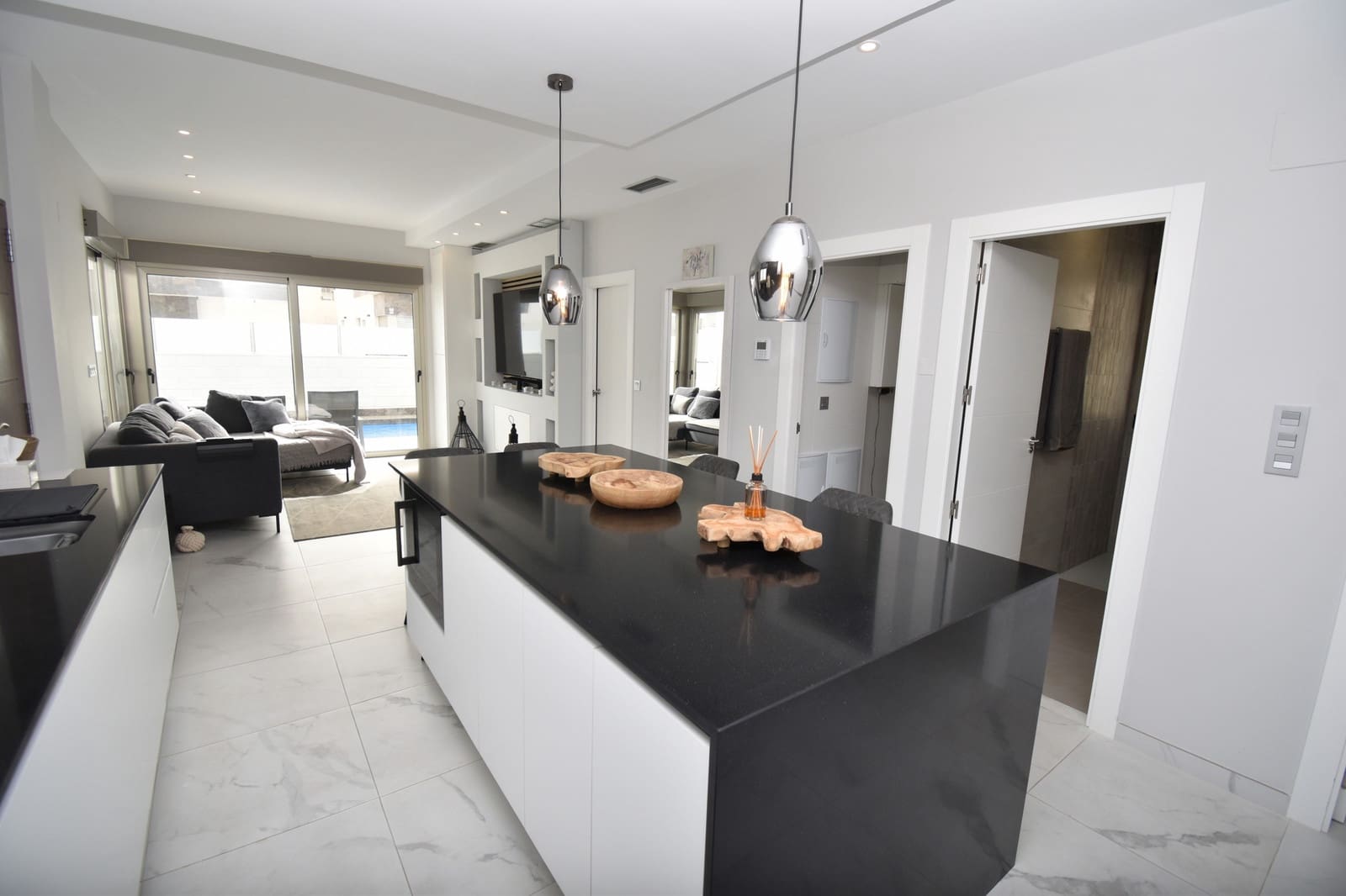 3 sypialnia Willa na sprzedaż w Villamartin z basenem - 395 000 € (Ref: 9651264)